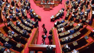 Def, tensione durante dichiarazioni voto Senato