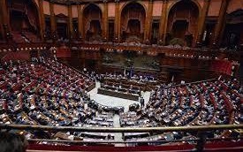 Dicembre di fuoco per le Camere con manovra e decreti legge