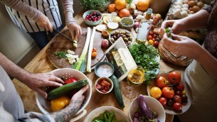 Dieta mediterranea come un farmaco: pronte le prime linee guida
