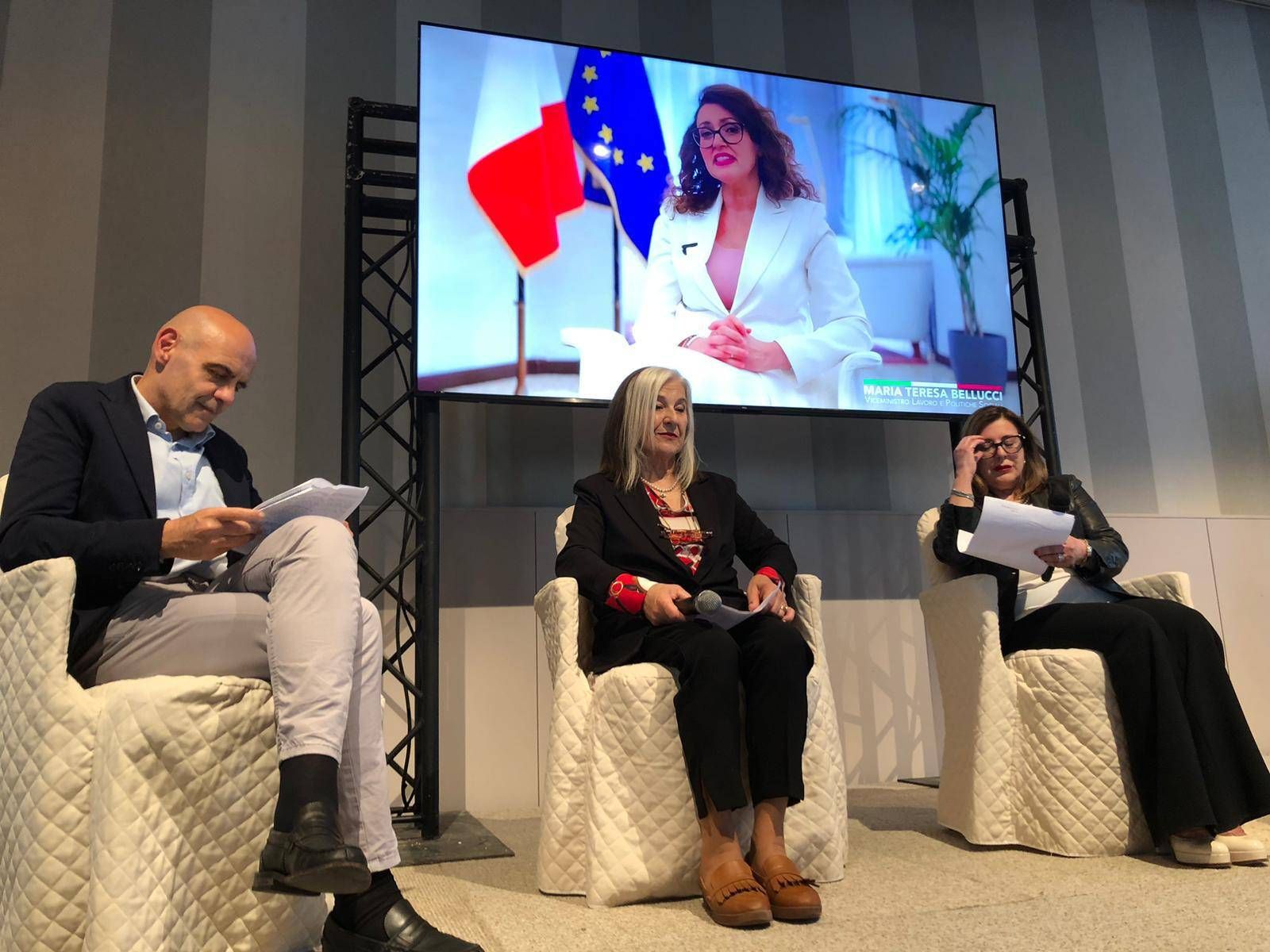 Disabili, Bellucci: "Impegnati per attuare legge e riconoscere ruolo caregiver"