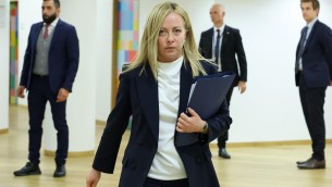 Dl ministeri, è polemica su norma che aumenta lo staff