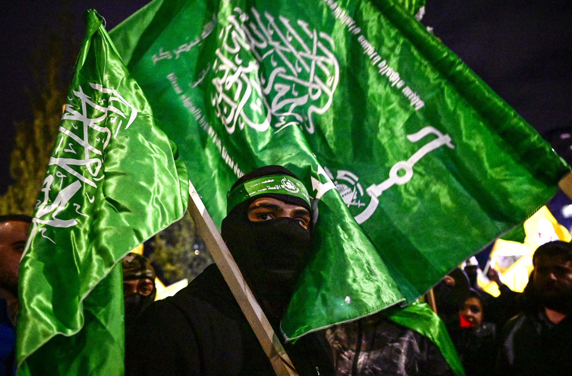 Donne stuprate, seviziate e uccise da Hamas: l'orrore in un report sull'assalto del 7 ottobre