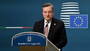 Draghi incassa tetto a prezzo gas, gelo su Salvini a Mosca
