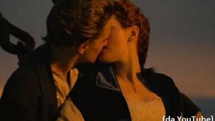 E' la Giornata mondiale del bacio, tutti i benefici e le curiosità