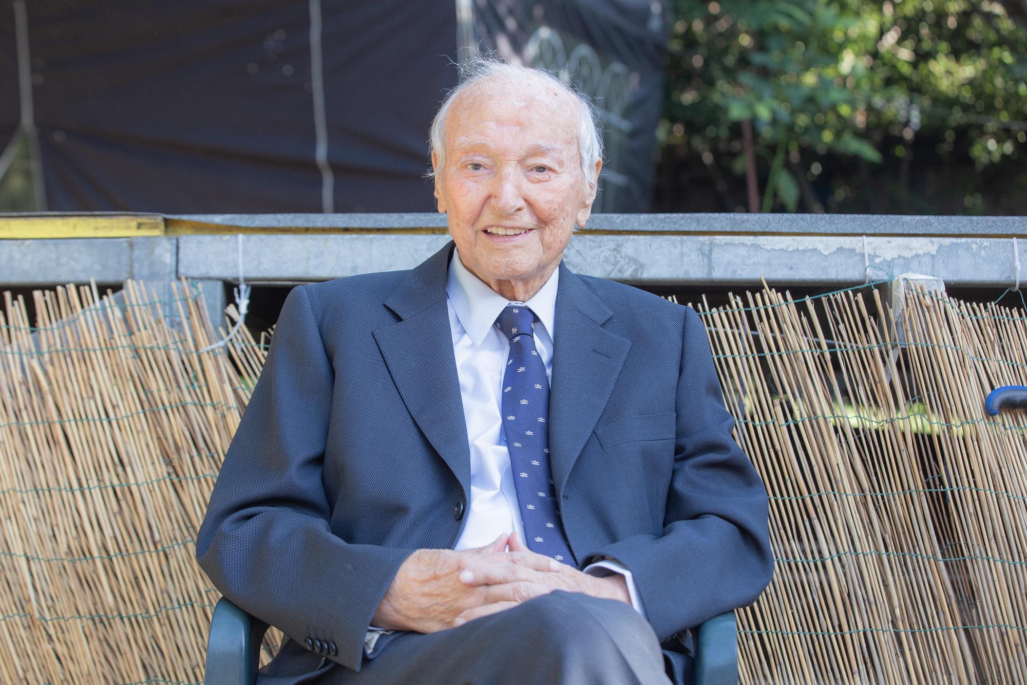 È morto Piero Angela, decano dei conduttori tv aveva 93 anni