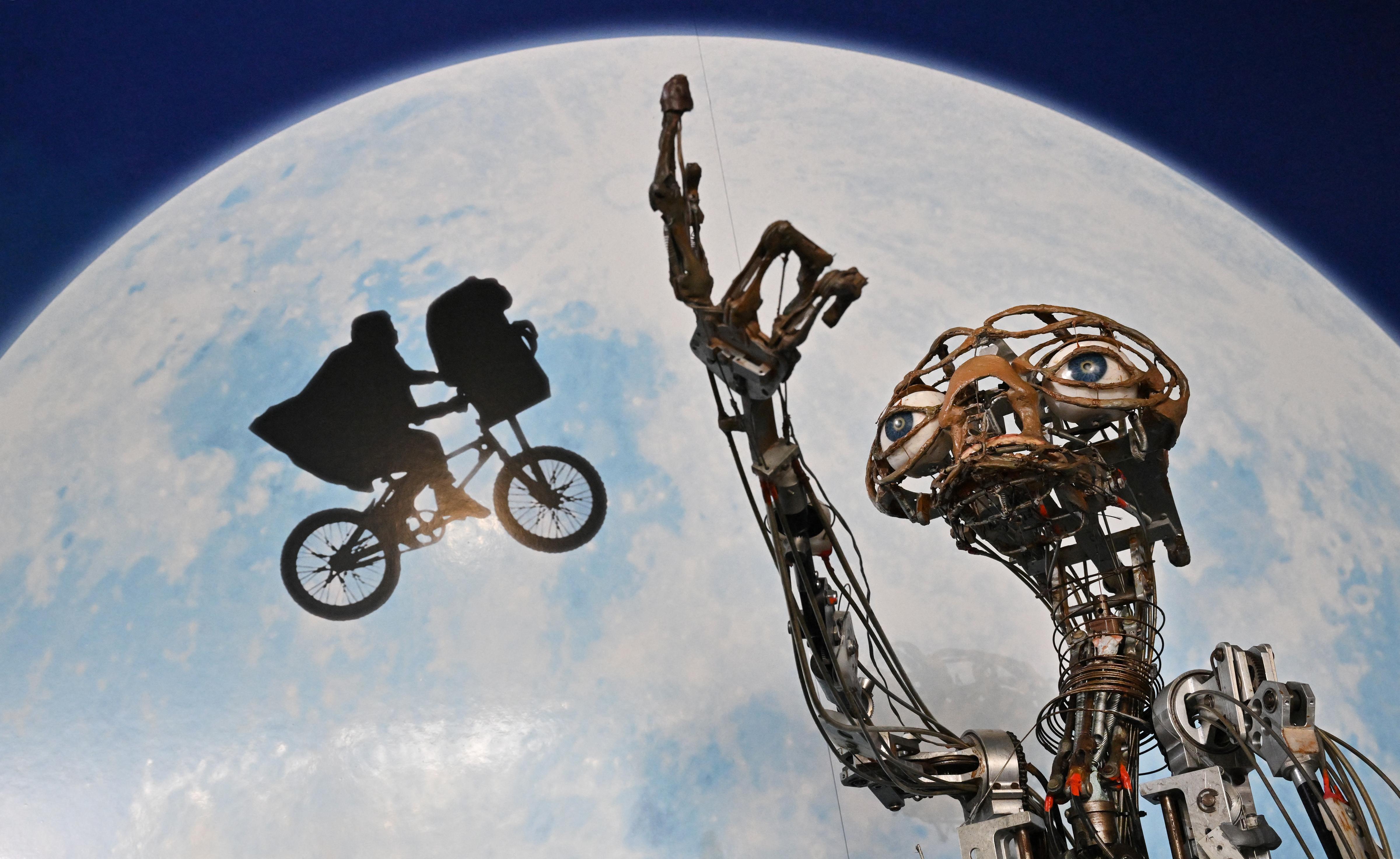 E.T