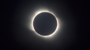 Eclissi solare totale domani 8 aprile in Texas, dove vederla in diretta tv