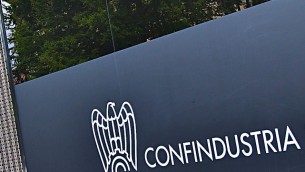 Economia Italia ancora in rallentamento, i dati Confindustria