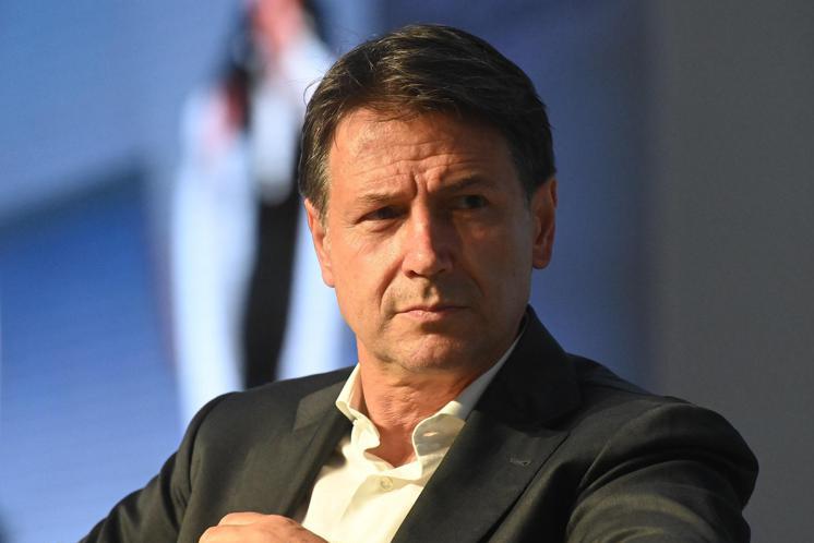 Elezioni 2022, Conte: "Confronto tv tutti leader, no accordi Letta-Meloni"