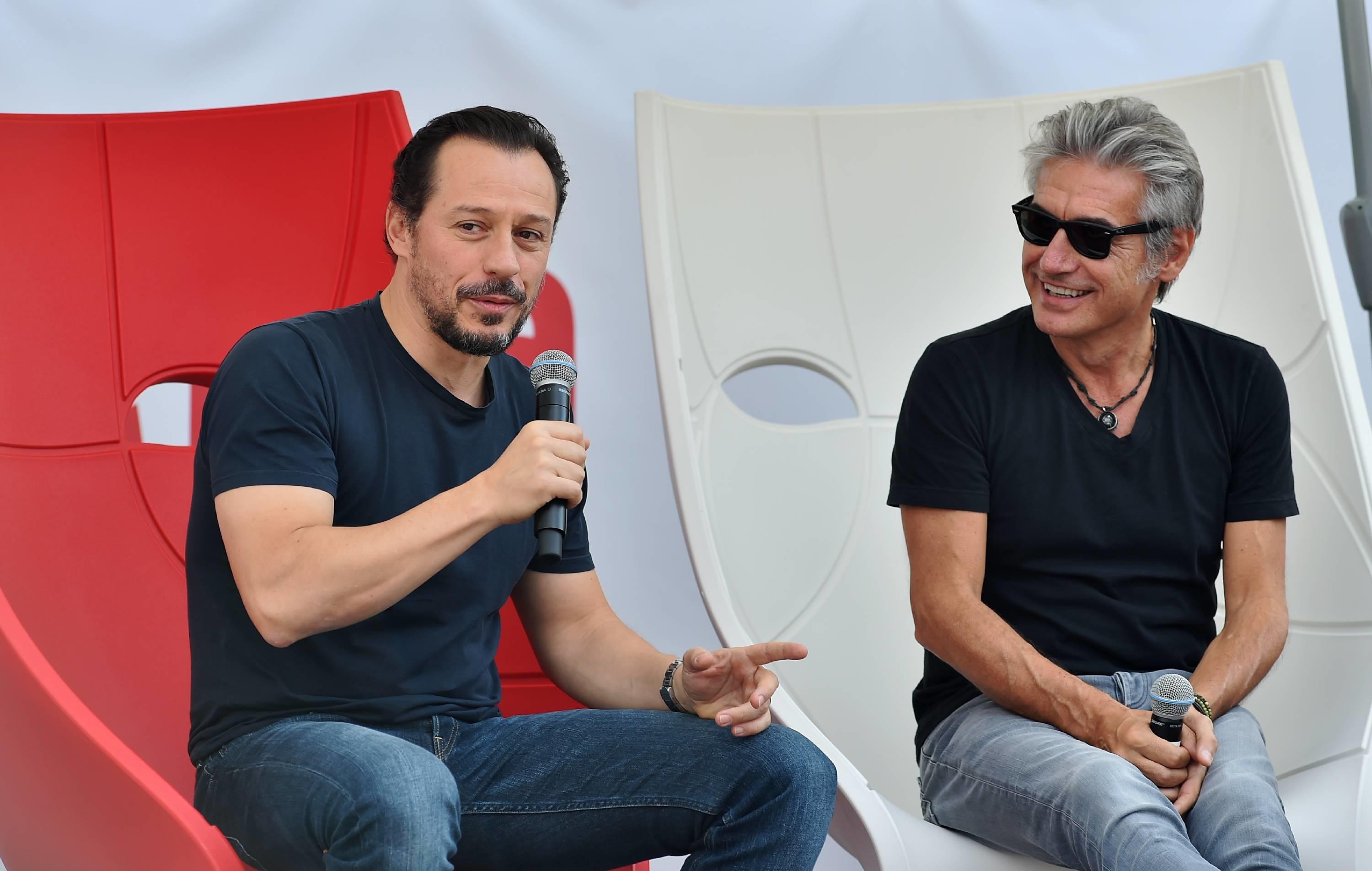 Elezioni 2022, Ligabue e Accorsi diffidano la Lega per uso 'Radiofreccia'