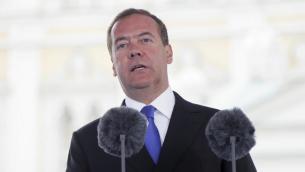 Elezioni 2022, Medvedev 'invade' campagna elettorale: scontro Pd-centrodestra