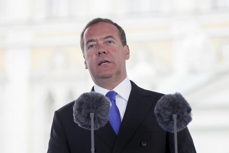 Elezioni 2022, Medvedev 'invade' campagna elettorale: scontro Pd-centrodestra