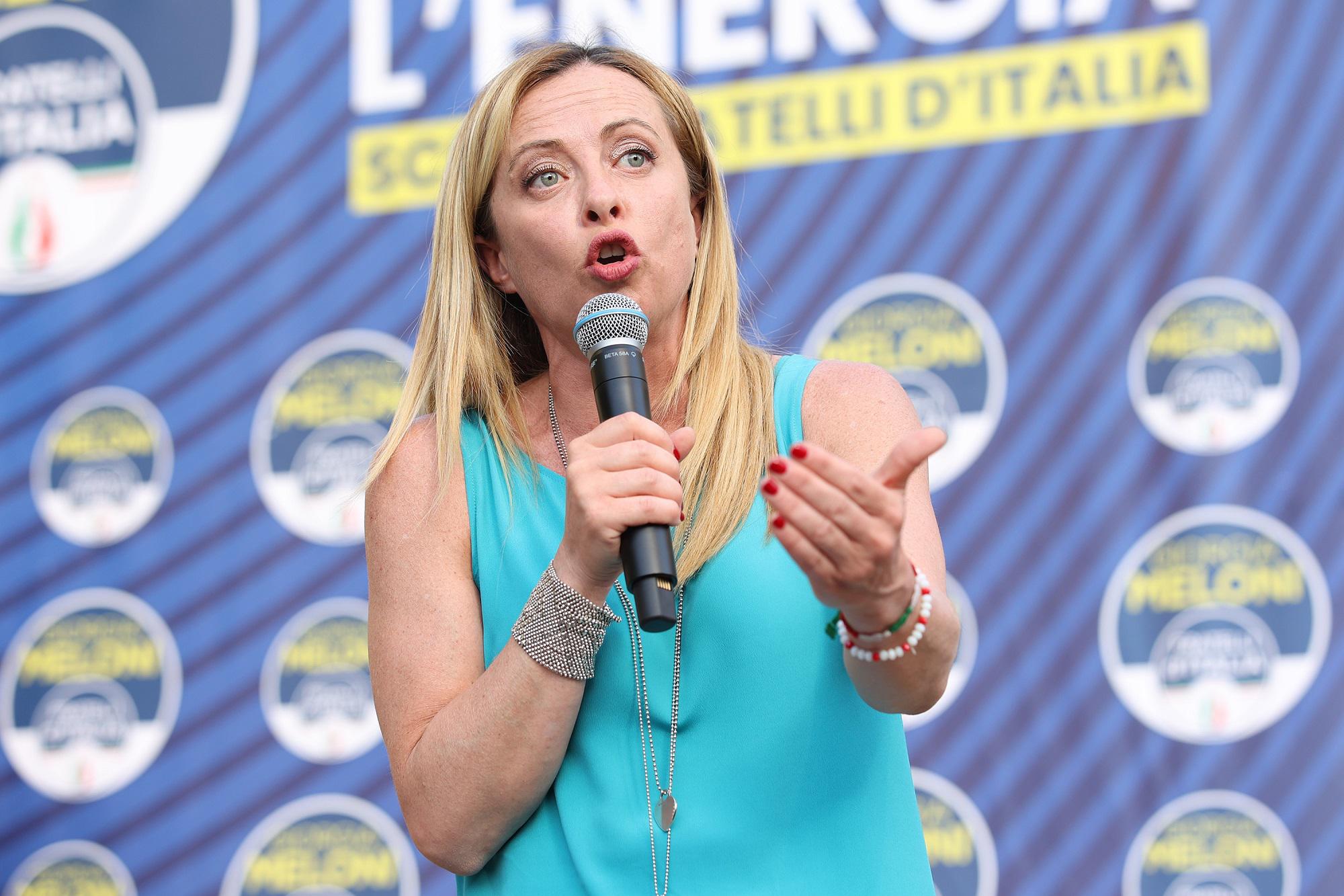 Elezioni 2022, Meloni: "Nel Pd c'è chi inneggia all'Urss, Letta che fa?"