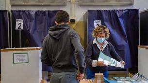 Elezioni amministrative 2021, alle 12 affluenza al 13%