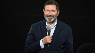 Elezioni europee, Avs candida l'ex sindaco di Roma Ignazio Marino
