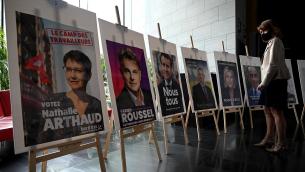 Elezioni Francia, seggi aperti per il primo turno delle presidenziali