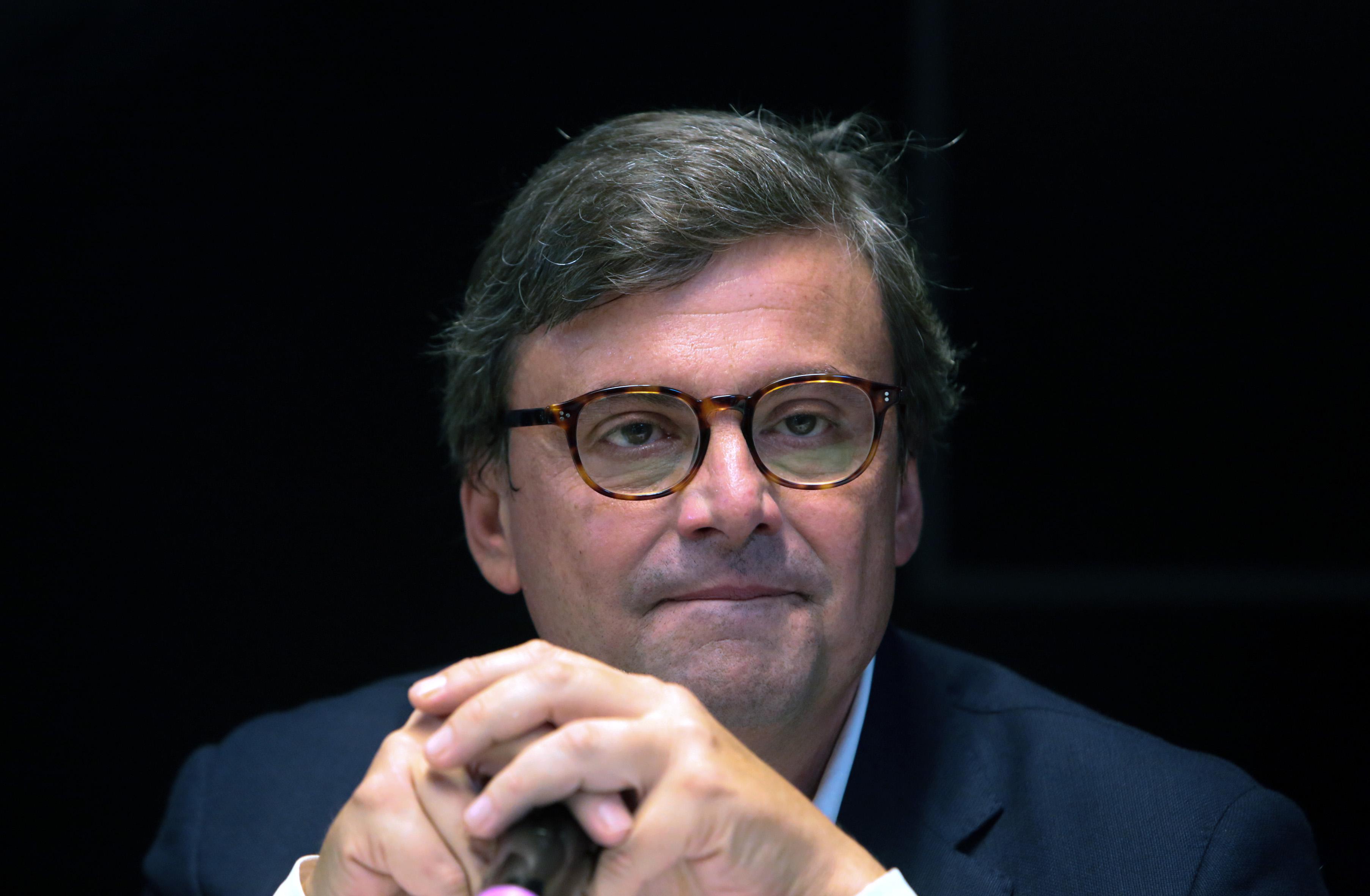 Elezioni, il sondaggista: "Calenda premier? Posizione di bandiera per avere più voti"