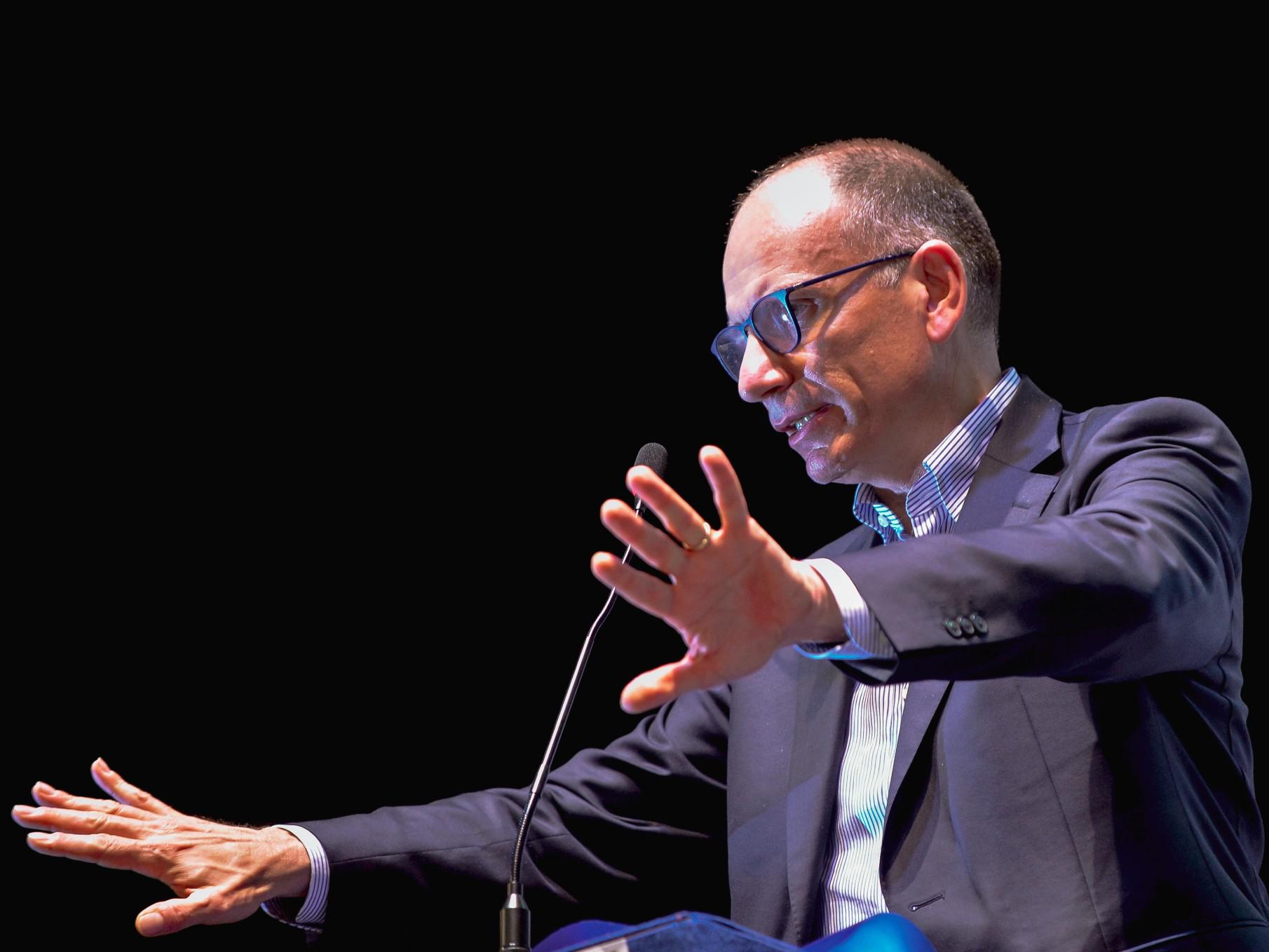 Elezioni, Letta: "Se vince destra governa 5 anni, Pd non farà protezione civile"