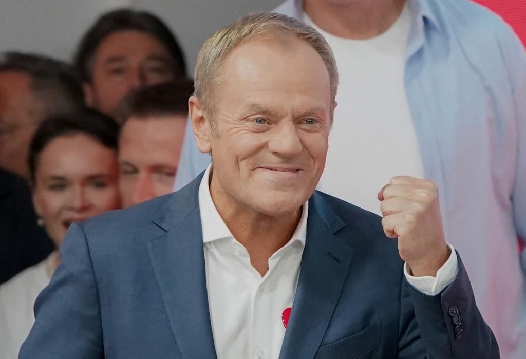 Elezioni Polonia 2023, Tusk annuncia vittoria: "Paese rinasce"