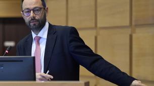 Elezioni regionali Sicilia, Patuanelli: "Deciso di non avere il piede in 2 scarpe"