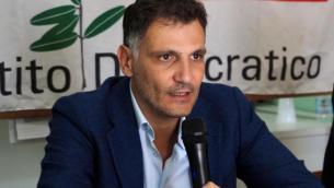 Elezioni regionali Sicilia, Pd fa causa al M5S: "Risarcimento danni"