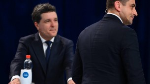 Elezioni Romania 2025, urne aperte per secondo turno delle presidenziali: la sfida Simion-Dan