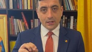 Elezioni Romania, Simion: "Voto spartiacque per dignità e giustizia a rumeni"