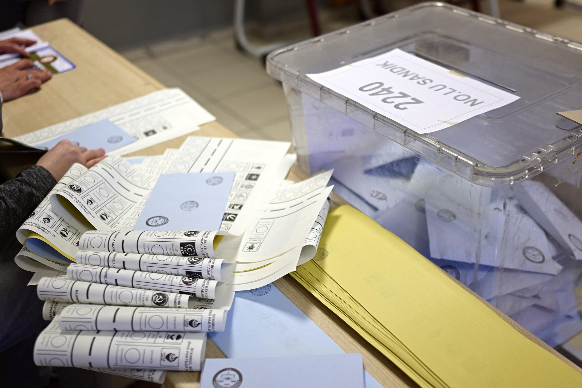 Elezioni Turchia, test per il 'sultano' Erdogan