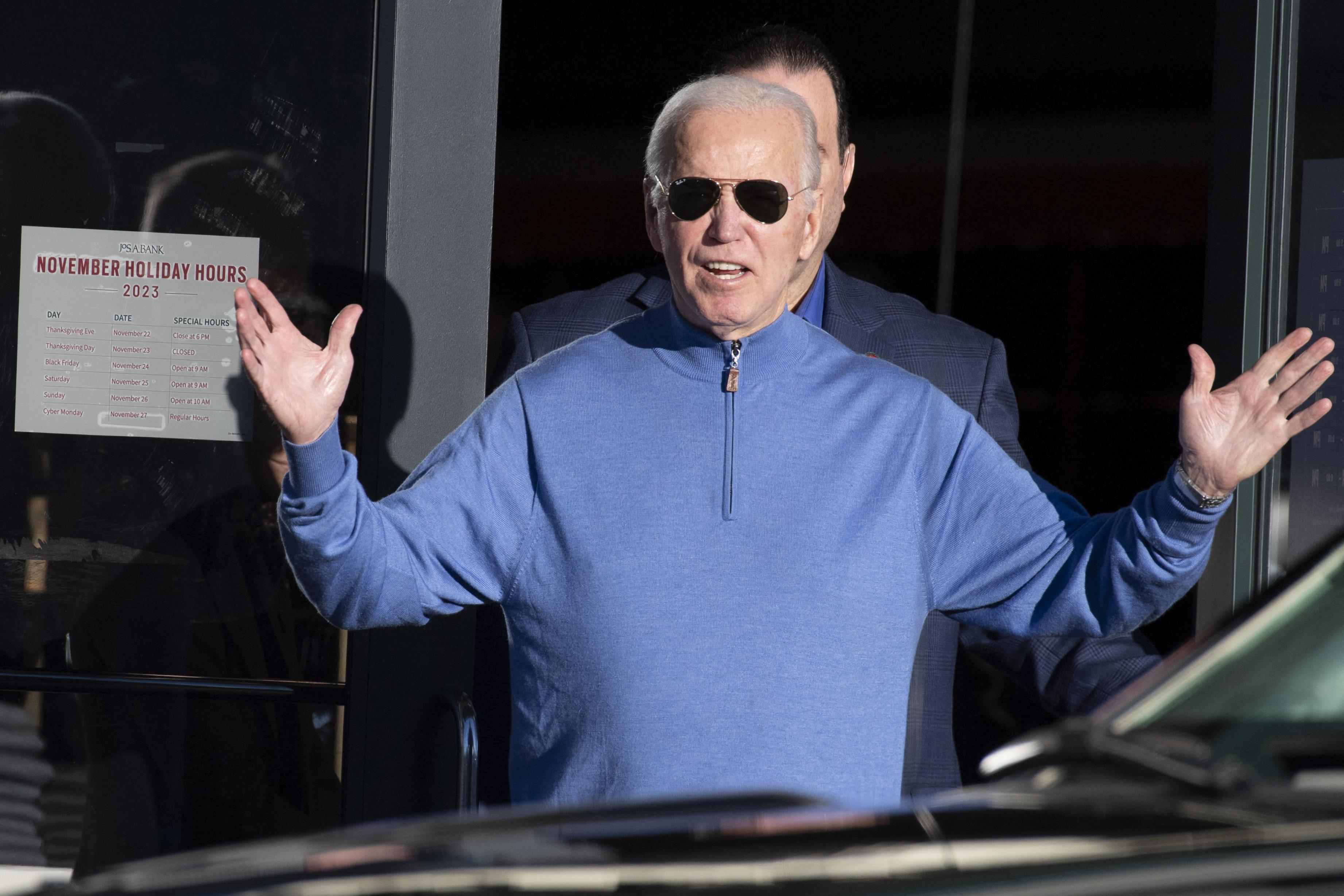 Elezioni Usa 2024, Biden: "Corro perché c'è Trump"