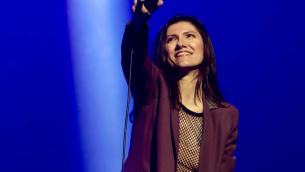 Elisa e il produttore maschilista: "Avevo 15 anni, mi fece stare male"