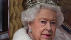 Elisabetta, da Carlo e Diana alla 'Megxit': tutti gli scandali a Corte
