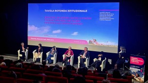 Emicrania, esperti: "Anticipare cure innovative e riconoscerla malattia cronica"