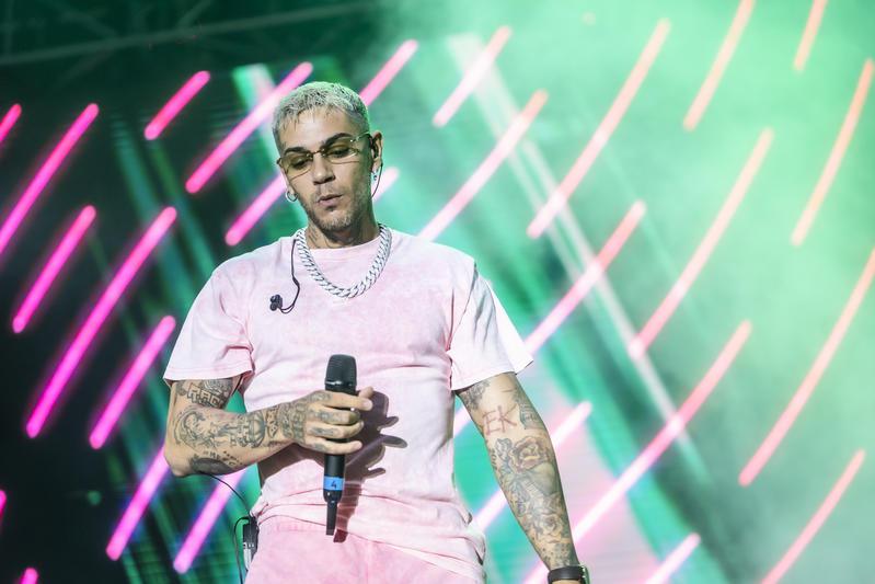 Emis Killa, il rapporto con le droghe: "Non tocco nulla da anni"