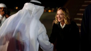 Energia green, Meloni firma intesa con Albania ed Emirati