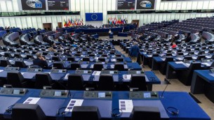 Energia, tetto a prezzo gas: la proposta della Commissione Ue con due condizioni