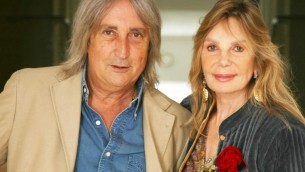 Enrico Vanzina e il primo incontro con la moglie: "Ballando l'ho sfiorata, niente è stato più come prima"