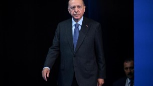 Erdogan apre a Finlandia nella Nato: "Ma non faccia gli errori della Svezia"