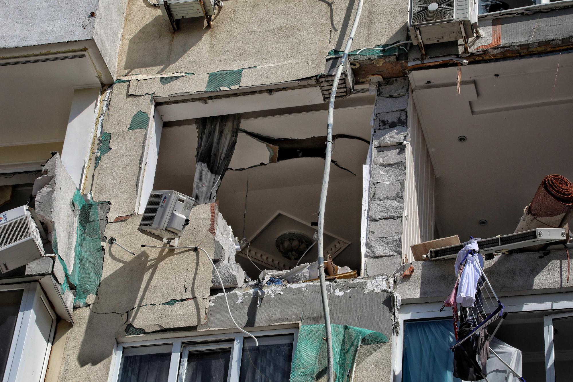 Esplosioni a Odessa, colpito l'aeroporto