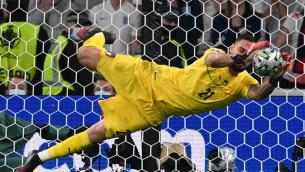 Euro 2020, cinque azzurri nella Top 11 Uefa