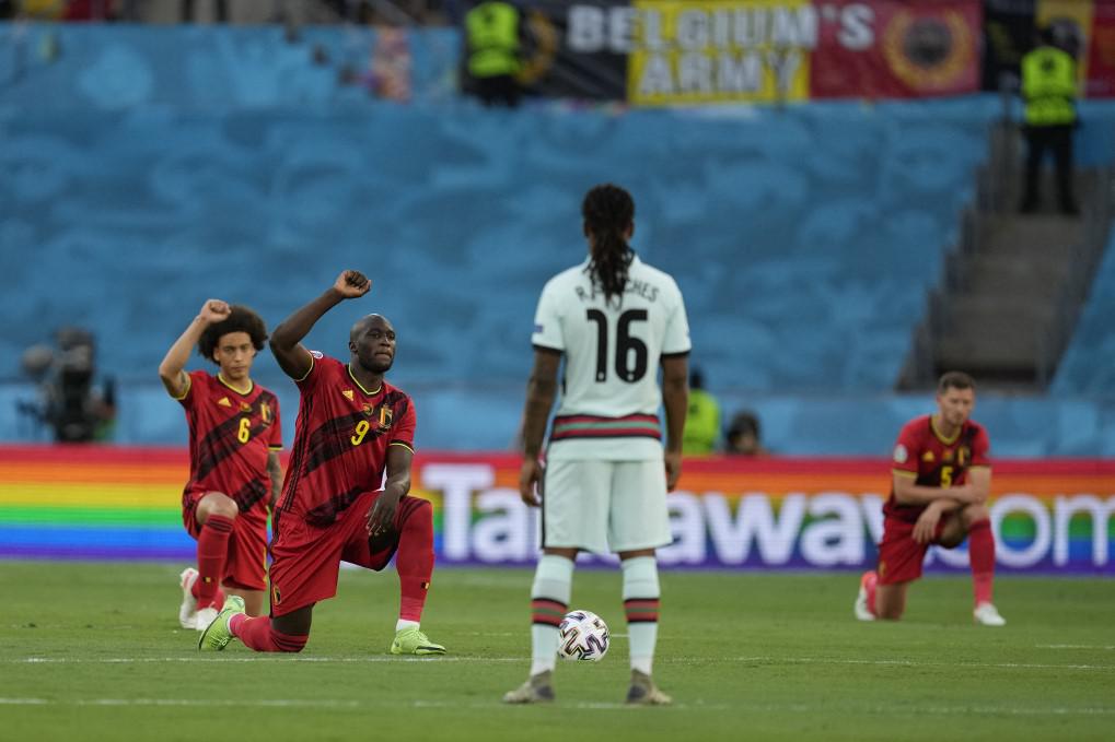 Euro 2020, Italia si inginocchia? Azzurri verso il sì
