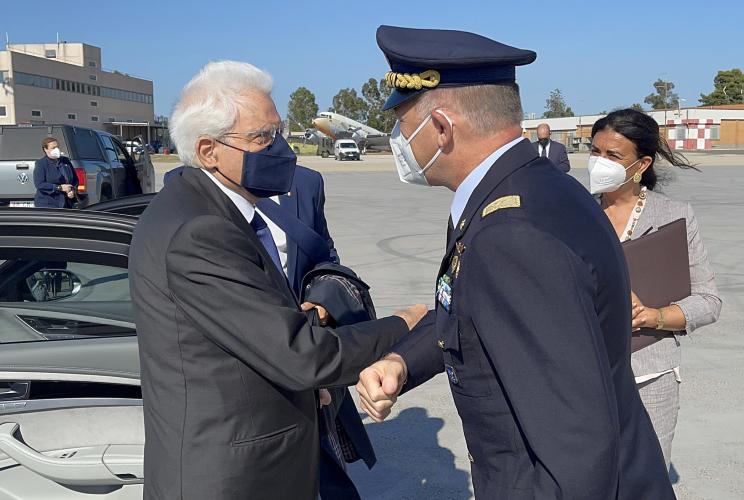 Euro 2020, Mattarella a Wembley con cravatta e mascherina blu