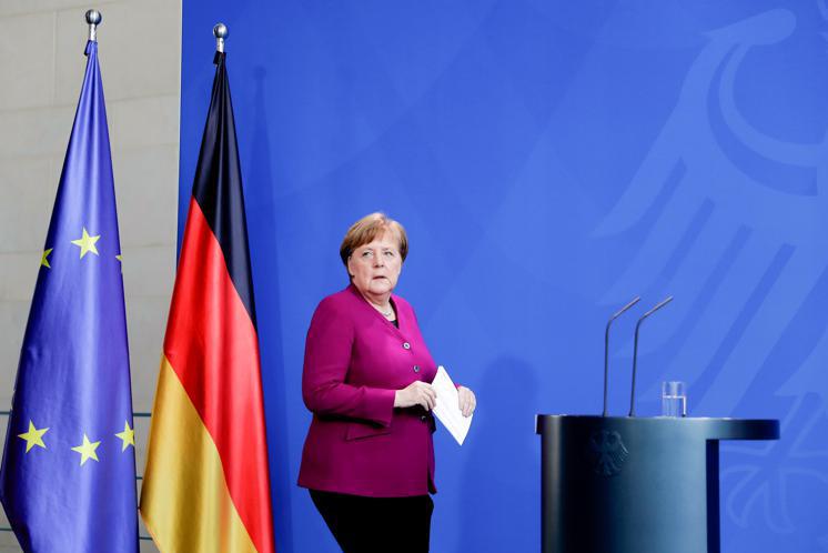 Europa, Merkel: "Lascio in un momento che mi preoccupa"