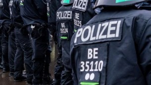Europei 2024, tensione prima del calcio d'inizio: allarme bomba e chiusa area riservata ai tifosi
