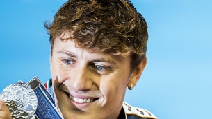 Europei di nuoto vasca corta, Martinenghi argento nei 100 rana: vince Kamminga