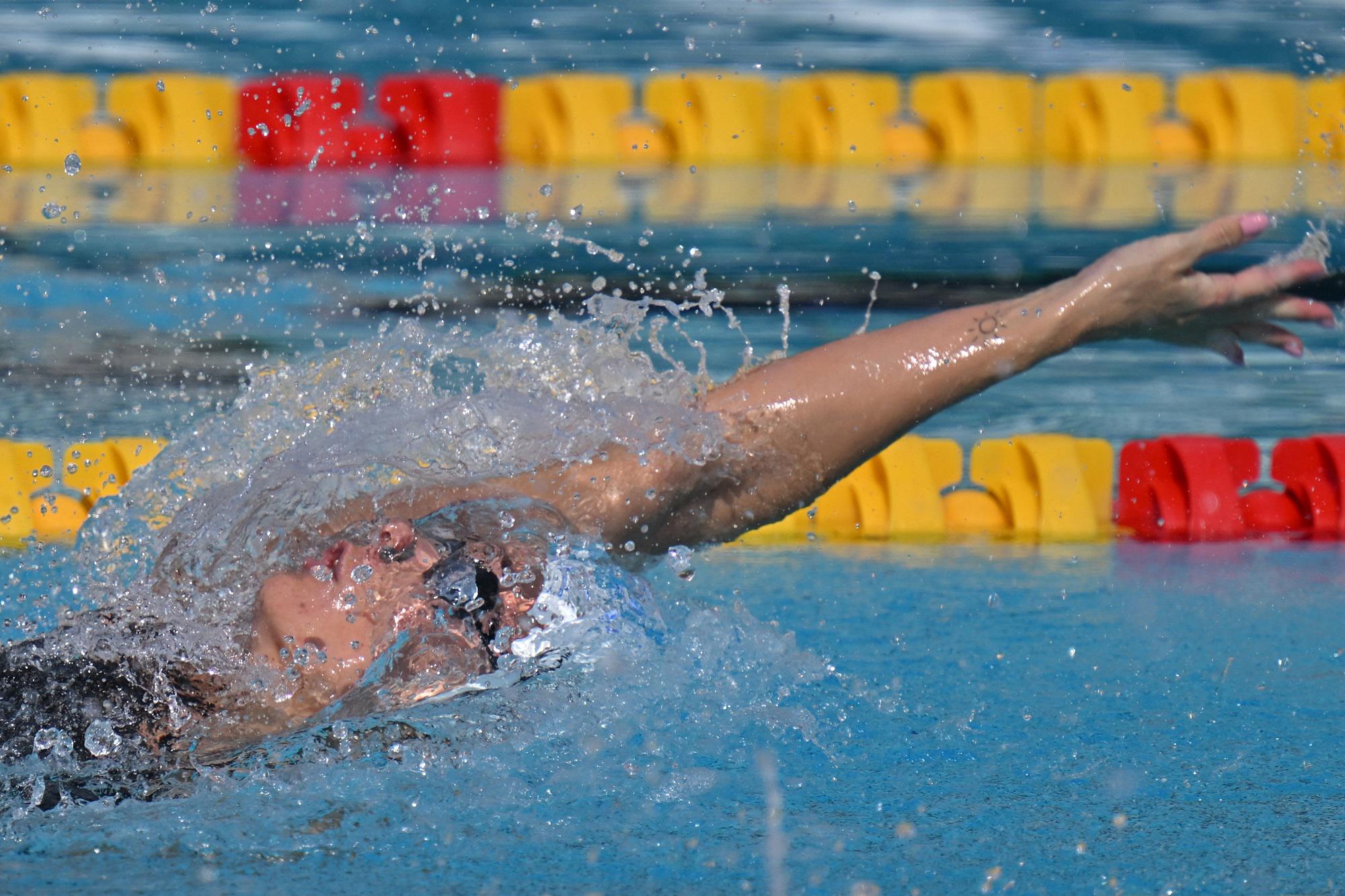 Europei nuoto 2022, Cecocn trionfa nei 50 farfalla