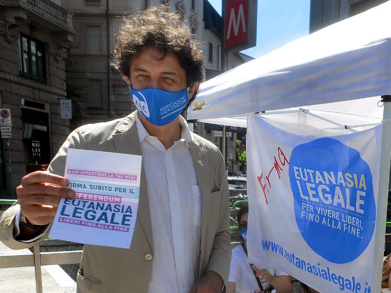 Eutanasia legale, superate 320mila firme per il referendum