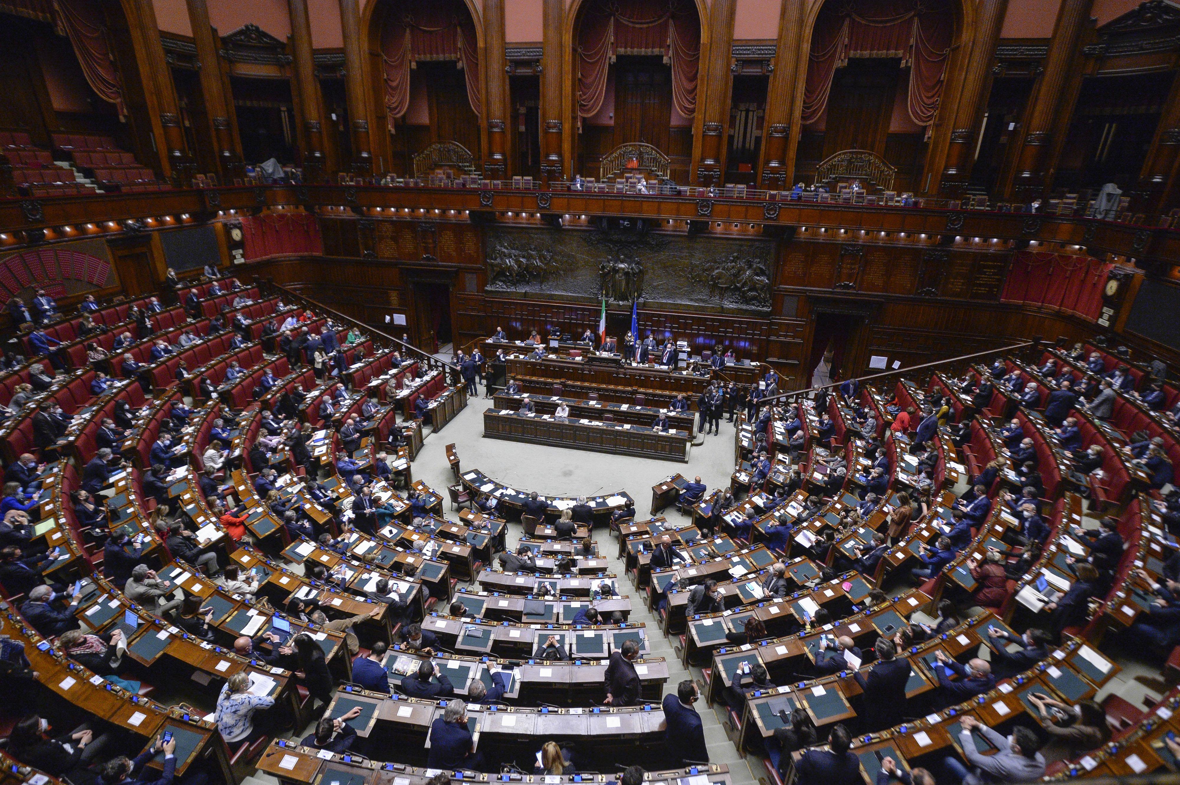 Eutanasia, ok Camera a legge su morte assistita: cosa prevede