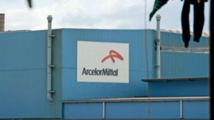 Ex Ilva, Governo riavvia confronto ma no decide su stop aziende: Lunedì 4 ore sciopero