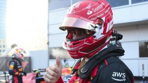 F1 Gp Baku 2023, pole di Leclerc