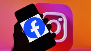 Facebook e Instagram, sospetta dipendenza nei bimbi: Ue indaga su Meta